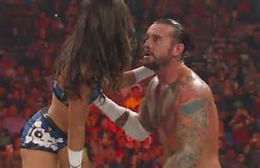 kisses that Rocked WWE - WWE Top 10