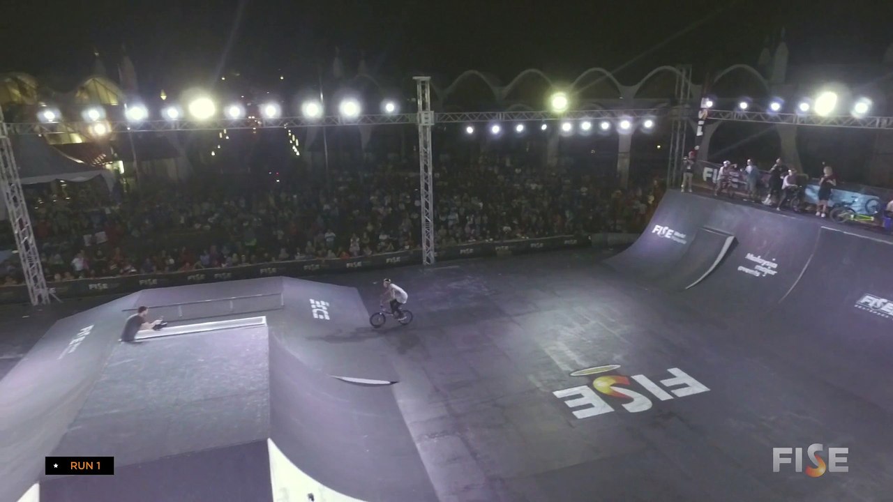 Logan Martin - 1st Semi Final BMX Park - FISE World Malaysia 2015
