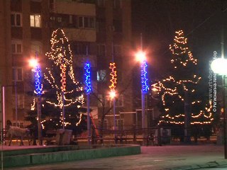 Novogodišnja dekoracija grada, 19. decembar 2015. (RTV Bor)