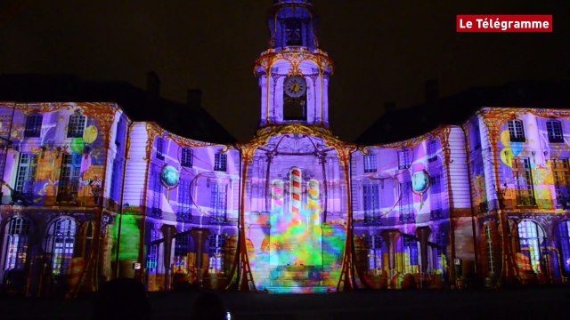 Rennes. Un conte fantastique s'anime sur la façade de la mairie