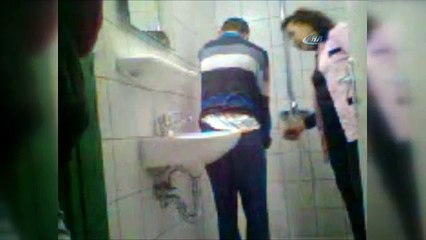 Engelli çocuklara işkence yapıp, kahkahalar attılar