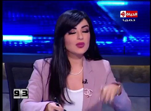 سؤال - صدمة الراقصة دينا بعد رؤيتها صورة زوجها السابق حسام أبو الفتوح!