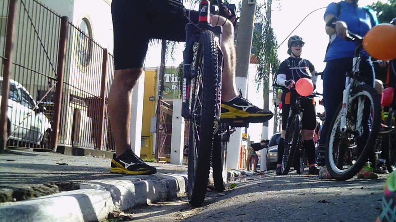 Papai noel, pedal solidário com 85 bikers, Taubaté, SP, MTB, 33 km, 2015, (27)