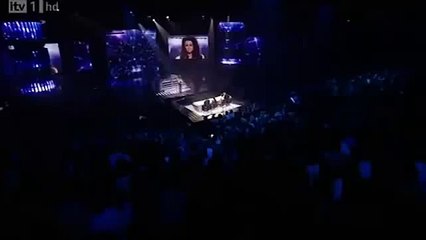 ведущая пёрнула