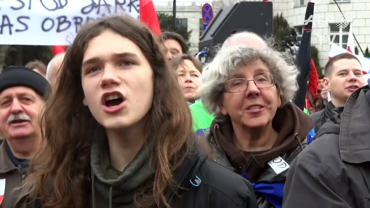 Polen protestieren gegen neue Regierung