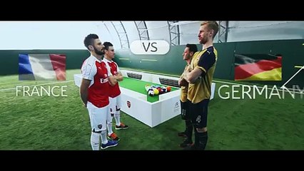 Los jugadores del Arsenal entrenan jugando al FootPool