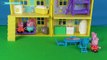 peppa pig toys Peppa Pig and George with parents at home. Peppa Pig Playset. peppa pig toys