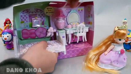 Đồ chơi búp bê có giường ngủ, gương và lược cho búp bê trang điểm