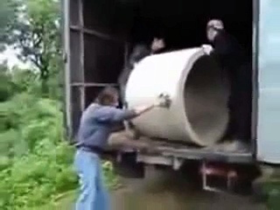 New 2016 Funny Things - Funny Videos - Worst Concrete Cylinder Unloading Ever!!