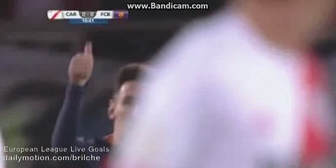 Messi Shows Respect on Marcelo Barovero _ River Plate vs. FC Barcelona _ Fifa Club FINAL 2
