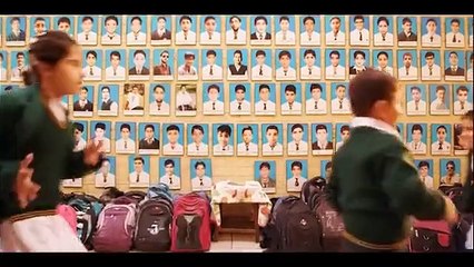 Mujay Dushman Ke Bachon ko Parhaana Hai