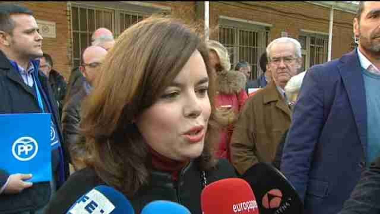 S.Santamaría espera alta participación tras unas primeras horas "intensas"