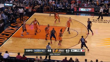 La passe Shaqtin'A Fool d'Omer Asik