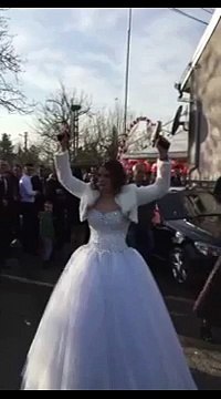 Serbie : une femme tire au pistolet à son mariage