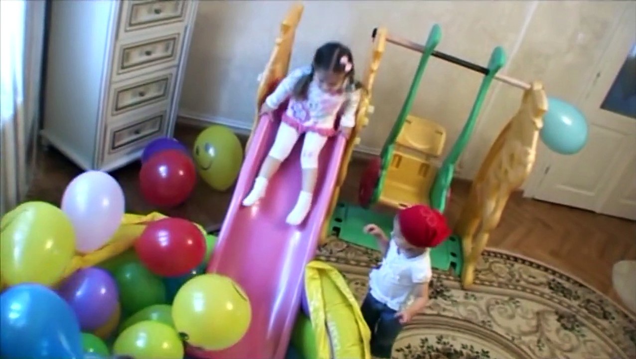 NEW BALLOONS PIT SHOW ballons Kids playgrounds fun places for kids