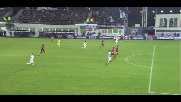 Passe décisive de ‪Ghezzal‬