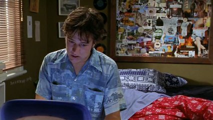 The Secret Life of Us - S1 E8