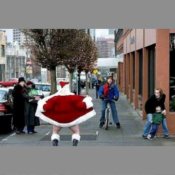 Бухой дед мороз беспределит (есть мат)