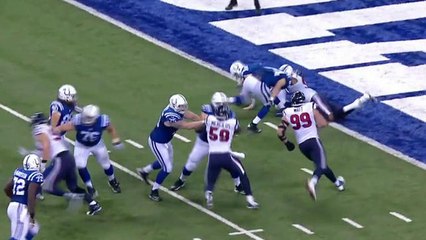 Benardrick McKinney sacks Matt Hasselbeck