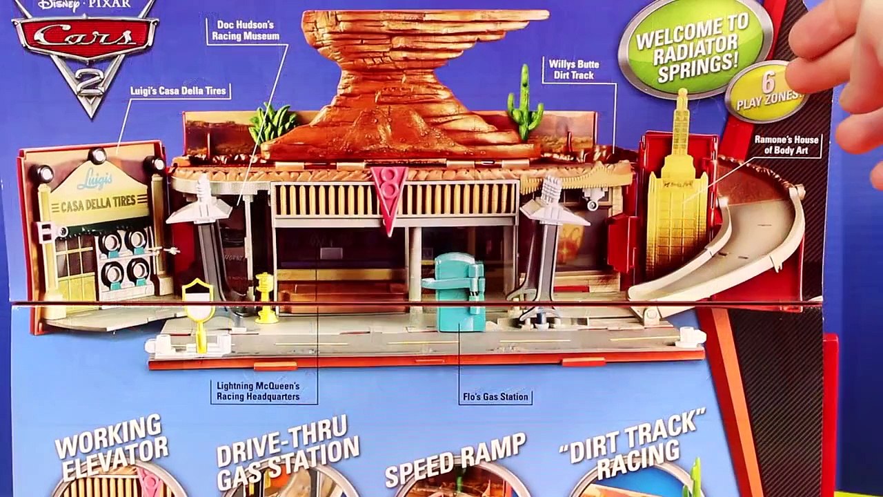 Disney Pixar Cars 2 Huge 2 Level Fold Out Radiator Springs Playset Lightning McQueen Luigi