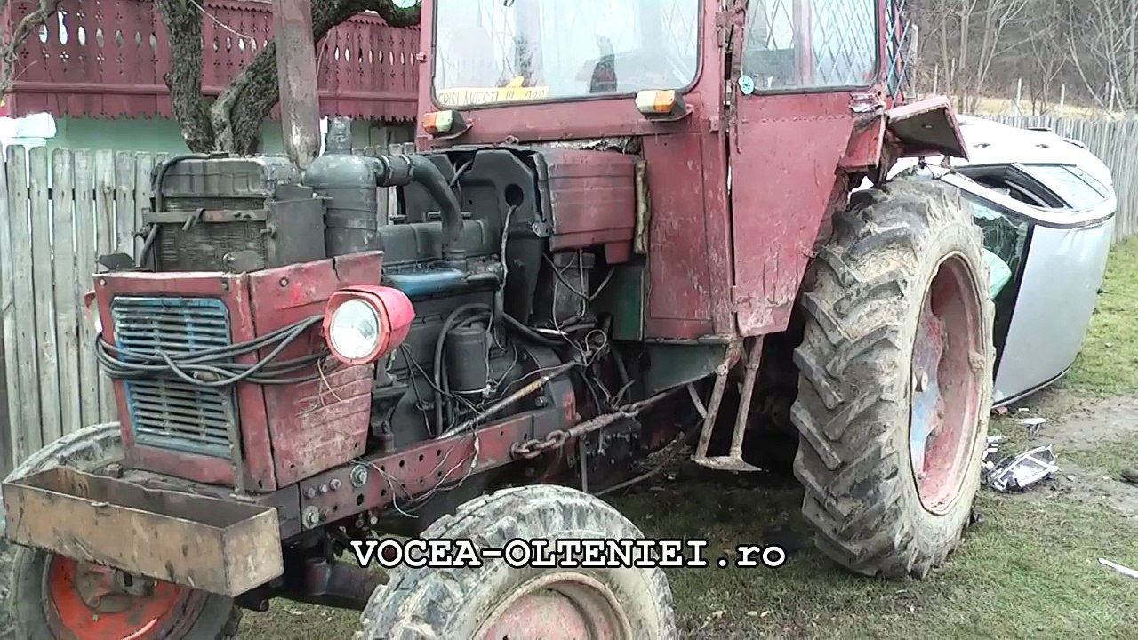 Laccident le produit dun jeune homme de 19 ans, sur le territoire de la commune de Bujoreni, à lEmbouchure de la Vallée de la VIDÉO