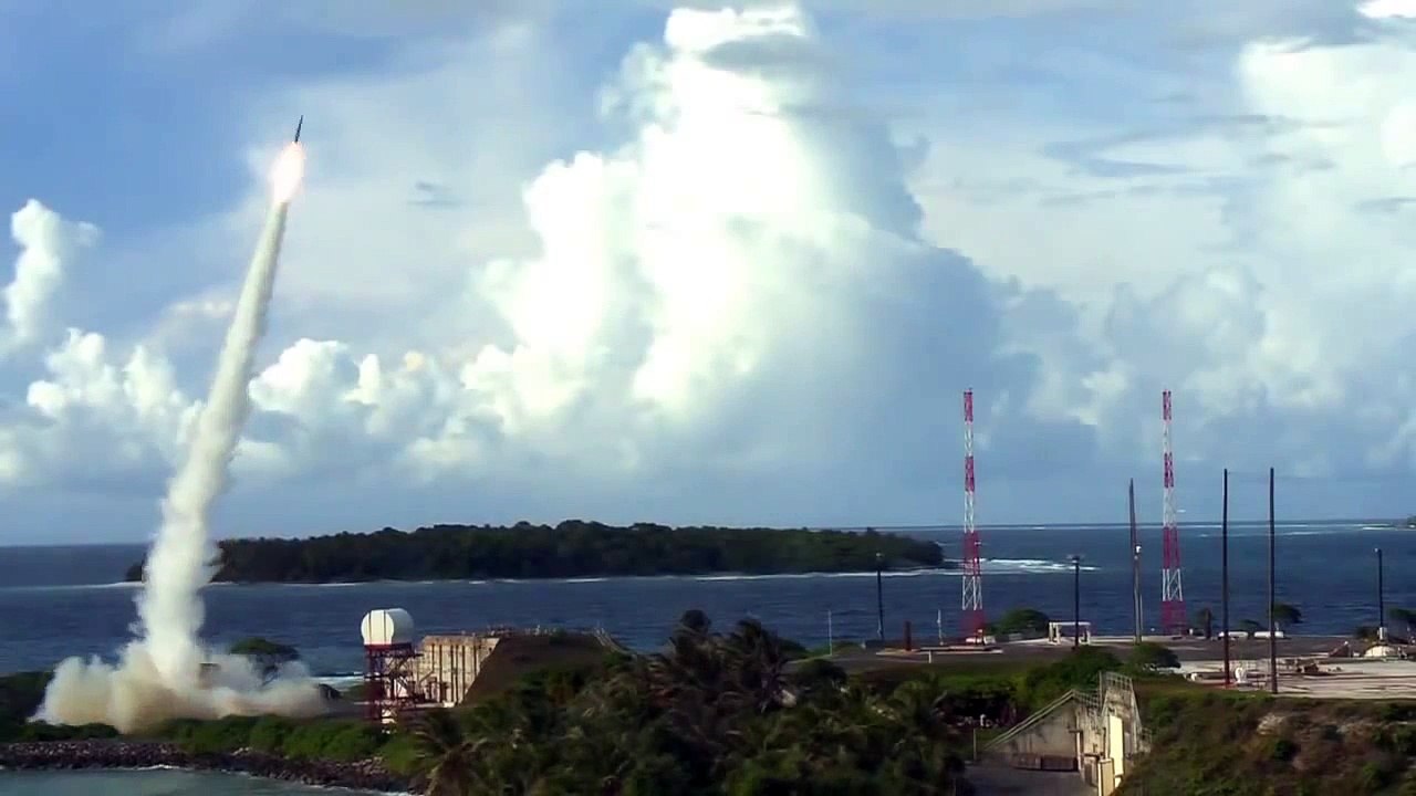 AWESOME US Navy Standard Missile 3 LAUNCH