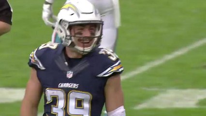 Chargers Danny Woohead runs in for a 2-yard touchdown