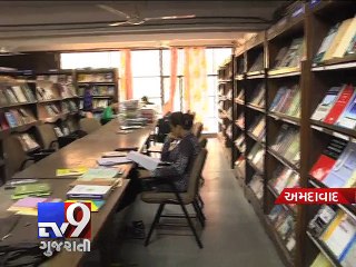 Video herunterladen: Mobile Shelving System Solves Gujarat Uni. Library's Storage Space Problems, Ahmedabad - Tv9 Gujarati