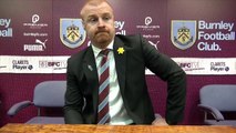 Sean Dyche answers journalists phone