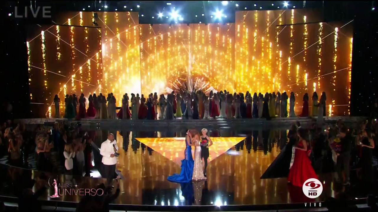Coronación errónea de Miss Universo - Error del presentador