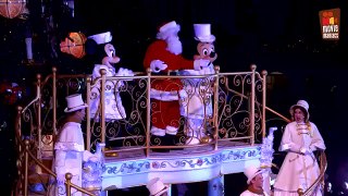 Mickeys-Magical-Christmas-Lights--Disneyland