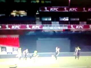 Andre Russell 'plane' has landed and he wants all Sydney Thunder fans to get on board