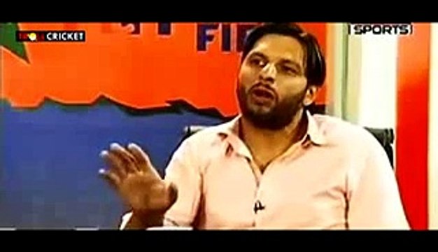 Shahid Afridi Teling Very Funny Story Of Inzimam ul Haq .You willl Not Stop Laug