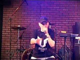 Чен live @ URBANA CLUB - Plan B 23-09-2010