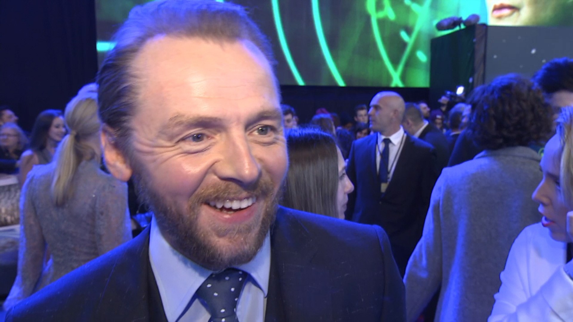⁣Star Wars: The Force Awakens European Premiere: Simon Pegg