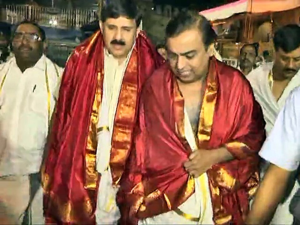 MUKESH AMBHANI VISIT TIRUMALA