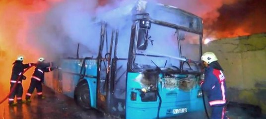 Özel halk otobüsüne molotoflu saldırı