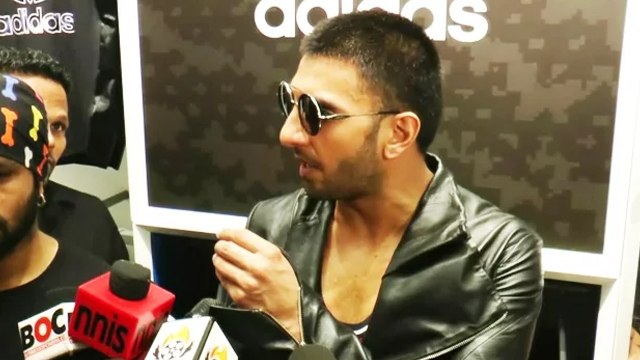 ANGRY Ranveer Singh SLAMS His Fan For Misbehaving