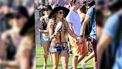 El nuevo blog bohémico de Vanessa Hudgens: ¡Cristales, poderes espirituales, y mucho más!