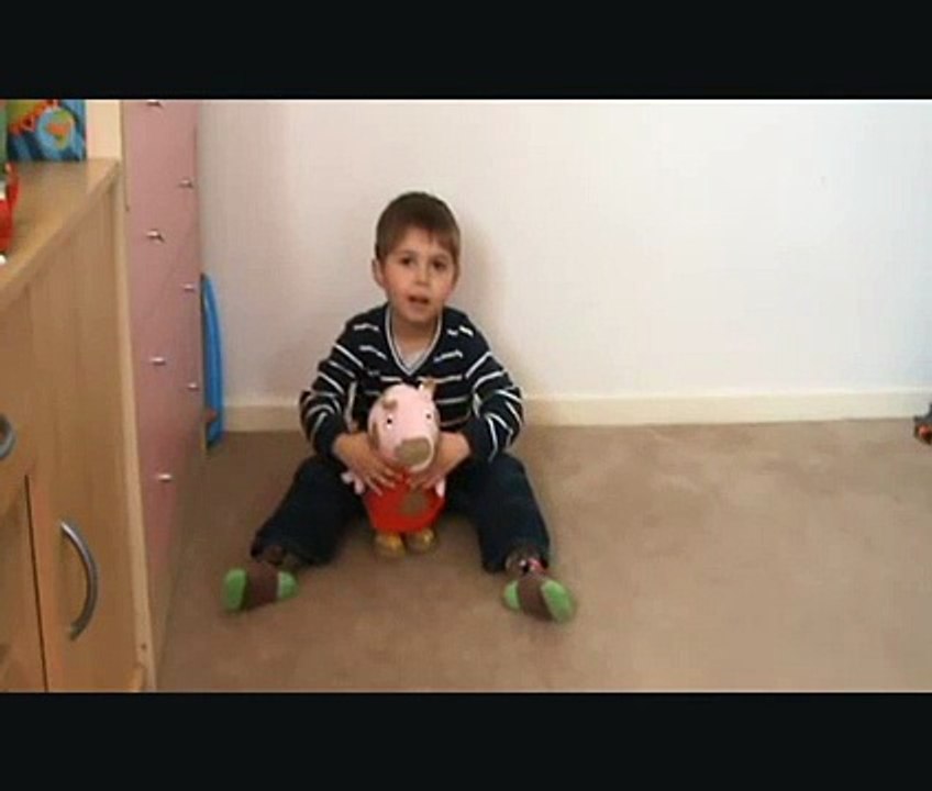 Mum Jump in Muddy Puddles Peppa Pig Review Mum