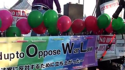 2015年12月19日 安保法制に反対する高校生東京×大阪ダブルデモ2015FINAL 表参道デモ 出発前の様子 - YouTube