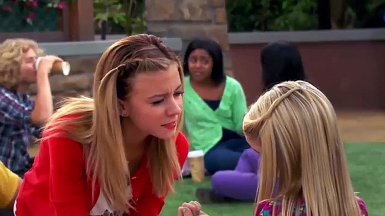 Dog With A Blog 3x16 - You re Not My Sister Anymore