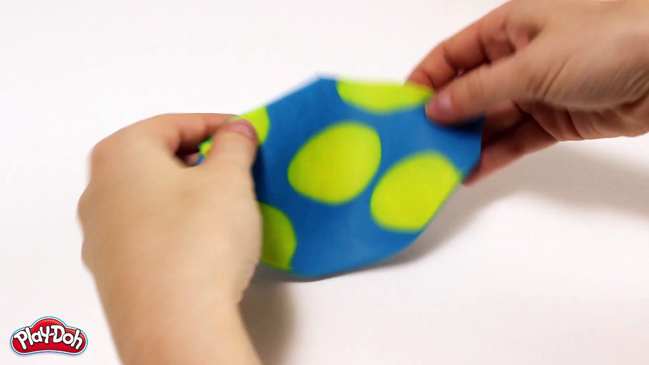 Nouvel an en pâte à modeler (Hellokids)