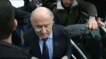 FIFA - Blatter refuse de répondre aux journalistes