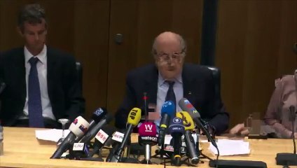 Blatter est désolé d'être un punching-ball
