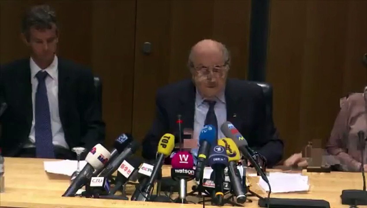Blatter est désolé d'être un punching-ball