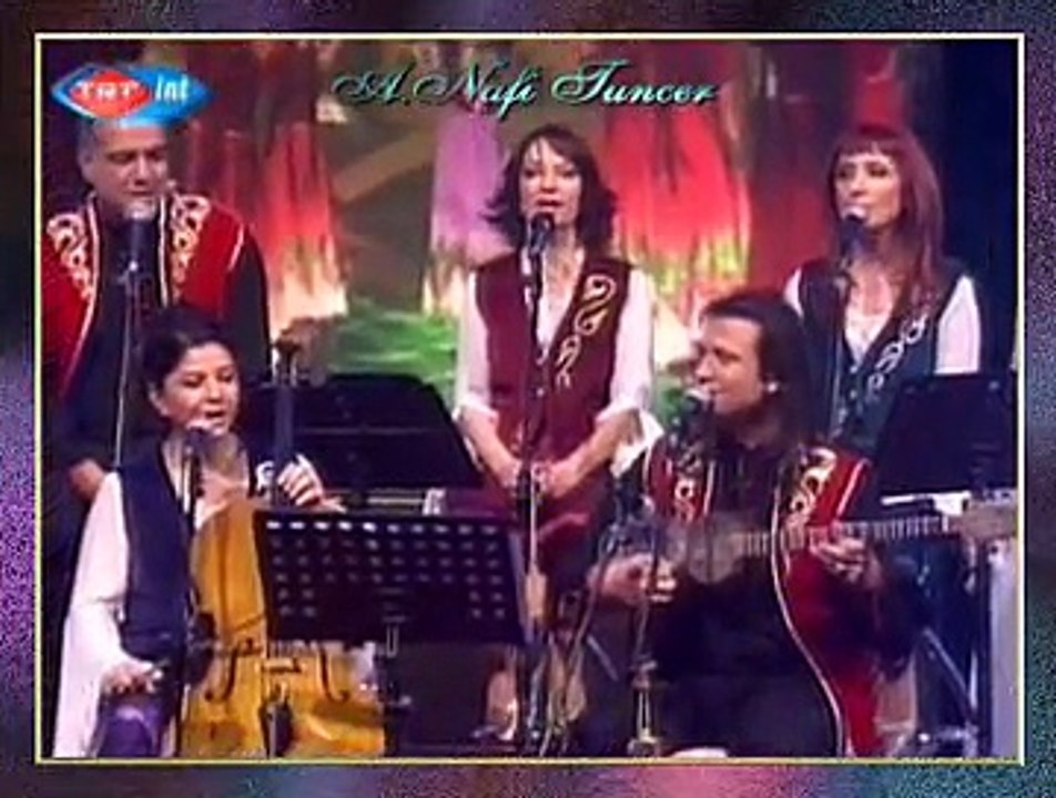 TÜRK DÜNYASI MÜZİK TOPLULUĞU-KİYE HENNİ (Yakut Türkleri Halk Ezgisi)