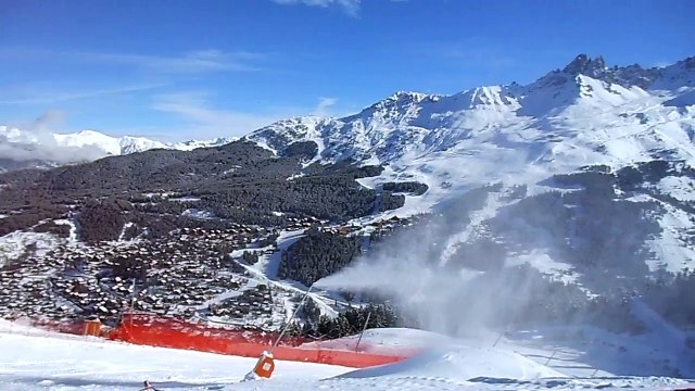 méribel-janvier 2015-canon à neige sur la piste