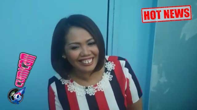 Telat Datang Bulan, Ely Sugigi Hamil? - Cumicam 21 Desember 2015