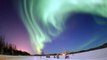 ¿Por qué surgen los brillos de las auroras polares?